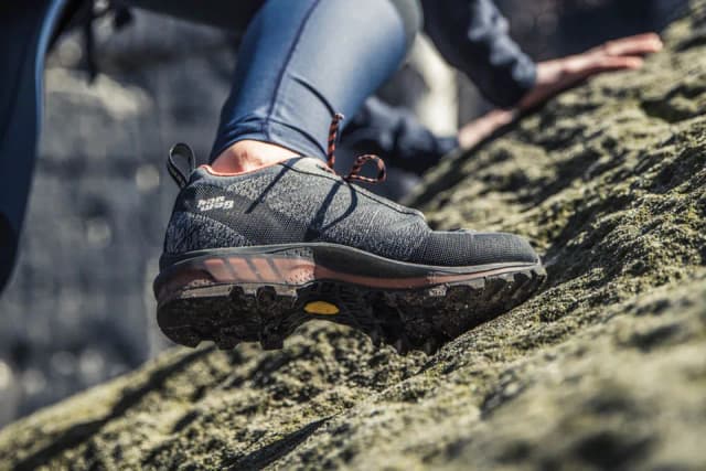 Buty trekkingowe męskie jakie wybrać, aby uniknąć nieprzyjemności w górach Buty trekkingowe męskie jakie wybrać, aby uniknąć nieprzyjemności w górach